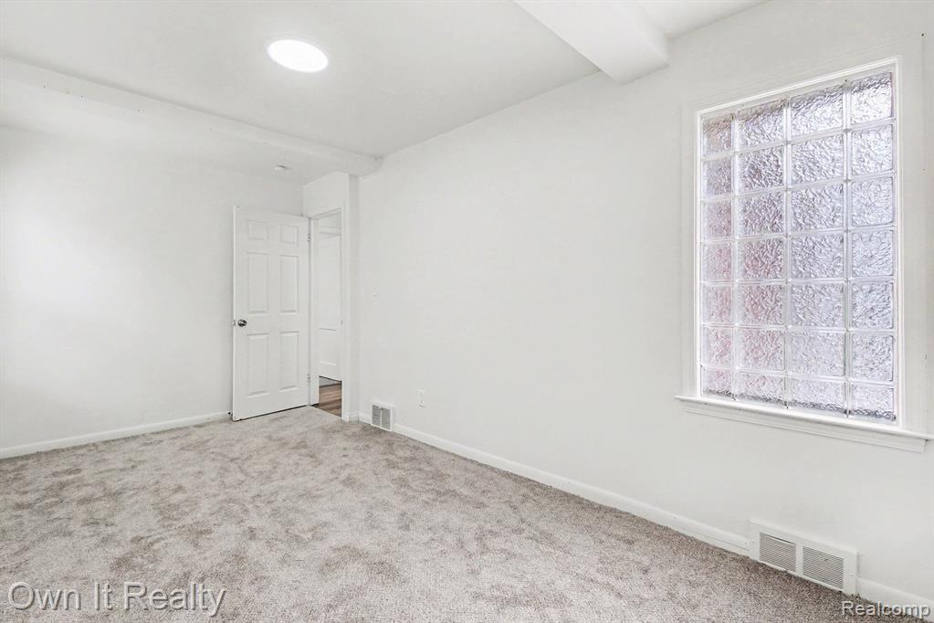 16678 Collingham Drive, Detroit, MI 48205 — Photo 16