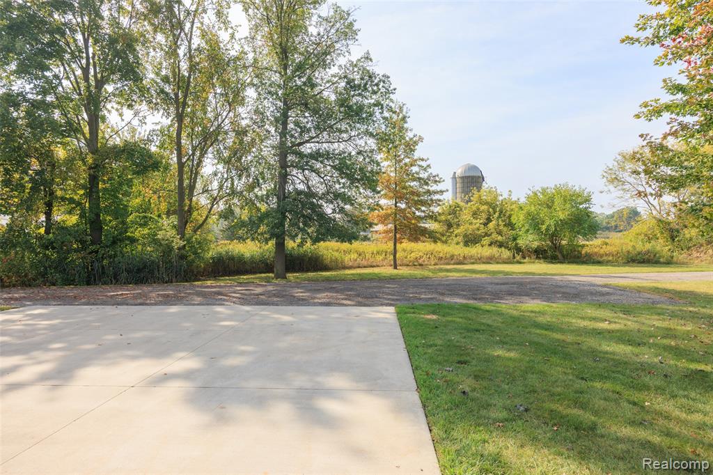 7030 Marsh Road, Cottrellville, MI — Photo 39