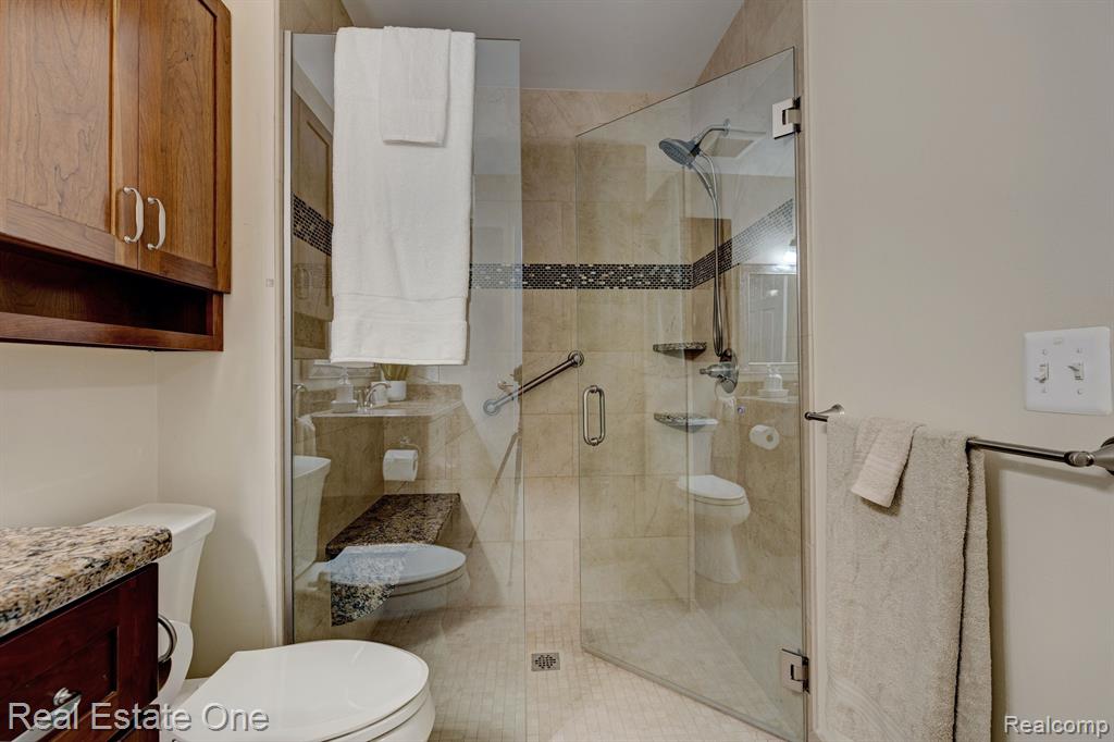 6501 CLUB E, 8, Grand Blanc, MI 48439 — Photo 25
