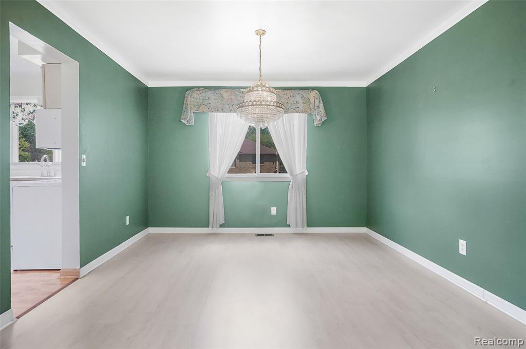 822 Keaton Drive, Troy, MI 48098 — Photo 10