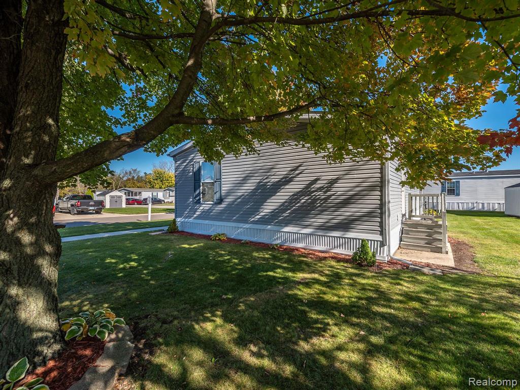 131 KIMBERLY Lane, Dundee, MI 48131 — Photo 23