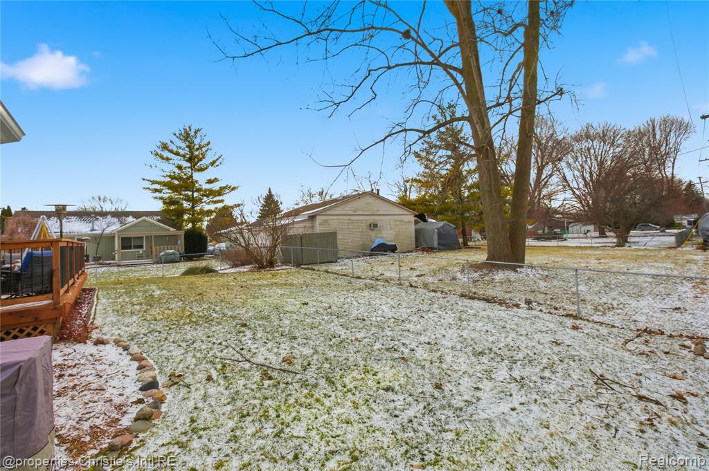 39663 Southpointe Avenue, Harrison Township, MI — Photo 60