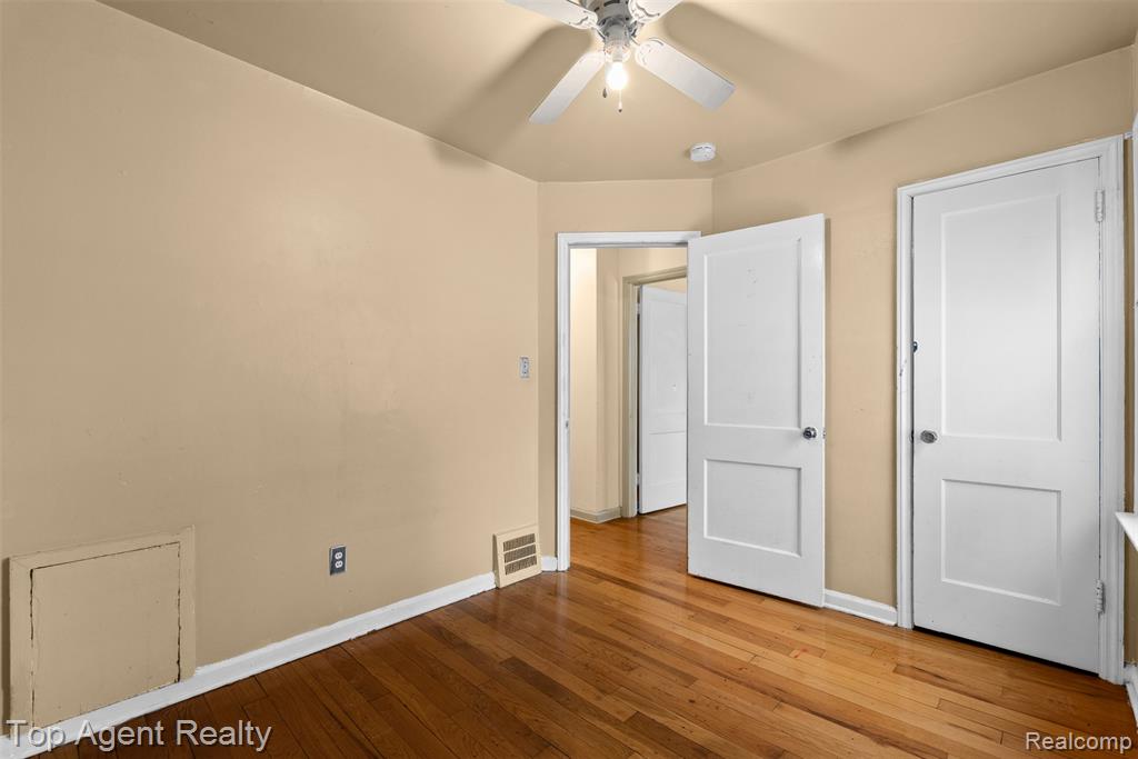 4948 Howe Road, Wayne, MI 48184 — Photo 18