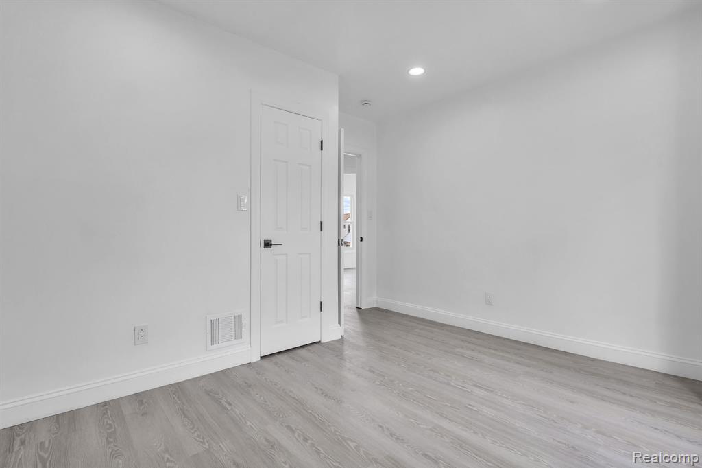 9158 Steel Street, Detroit, MI 48228 — Photo 22