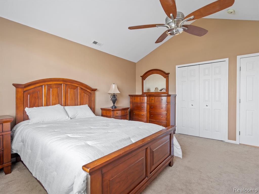 23050 FAIRLANE Boulevard, B 16, Woodhaven, MI 48183 — Photo 15