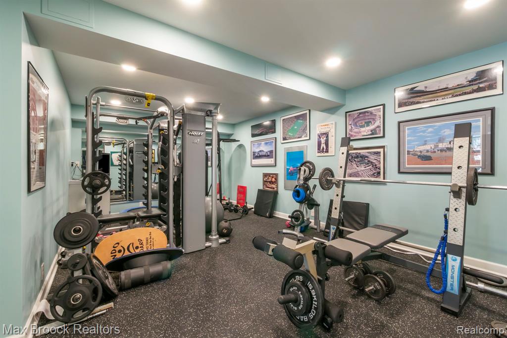 3828 PINE LAKE KNOLL Drive, West Bloomfield, MI 48324 — Photo 57