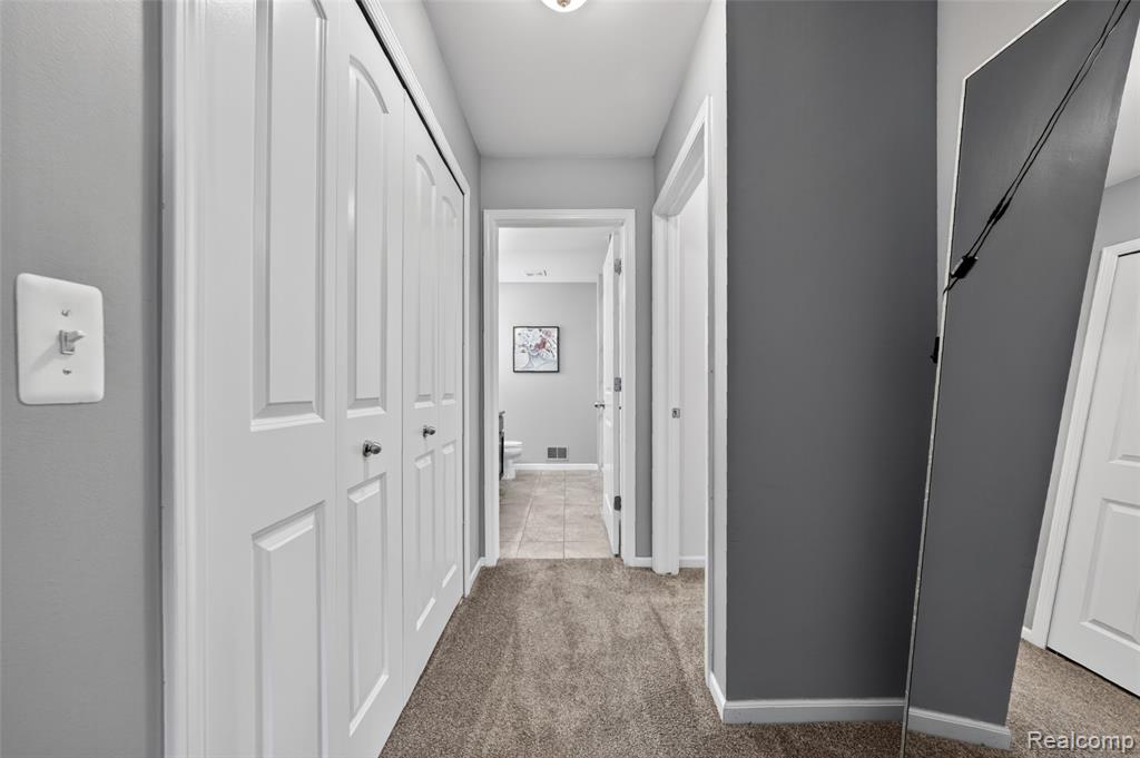 30278 Bradmore Road, Warren, MI 48092 — Photo 18