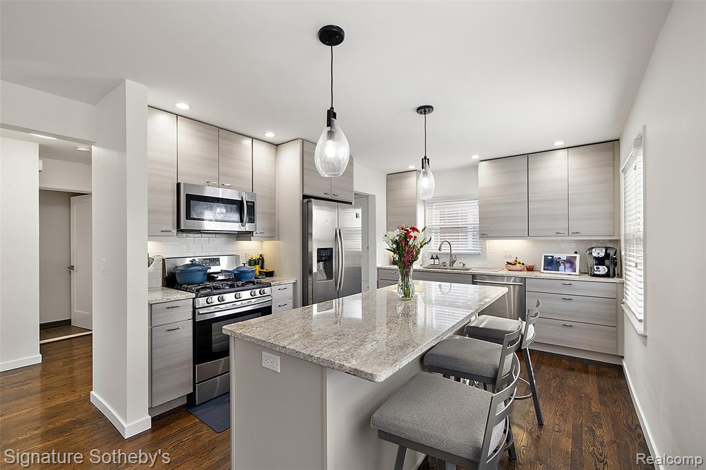 4618 Groveland Avenue, Royal Oak, MI 48073 — Photo 10
