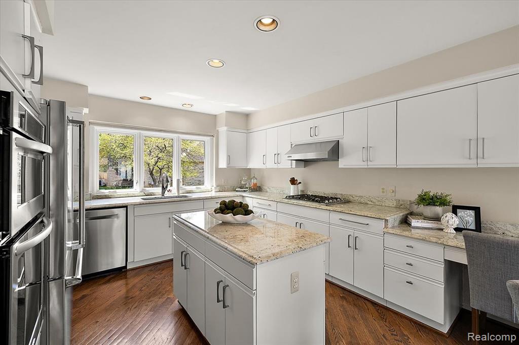 22025 Orchard Way, Beverly Hills, MI 48025 — Photo 12