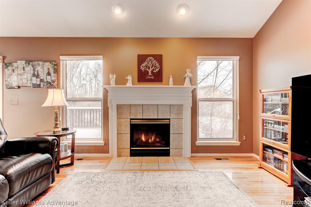 40752 Lenox Park Drive, Novi, MI 48377 — Photo 3
