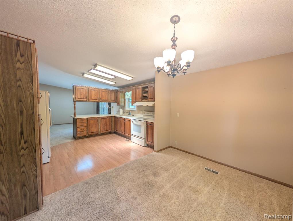 636 Park View, Clio, MI 48420 — Photo 5