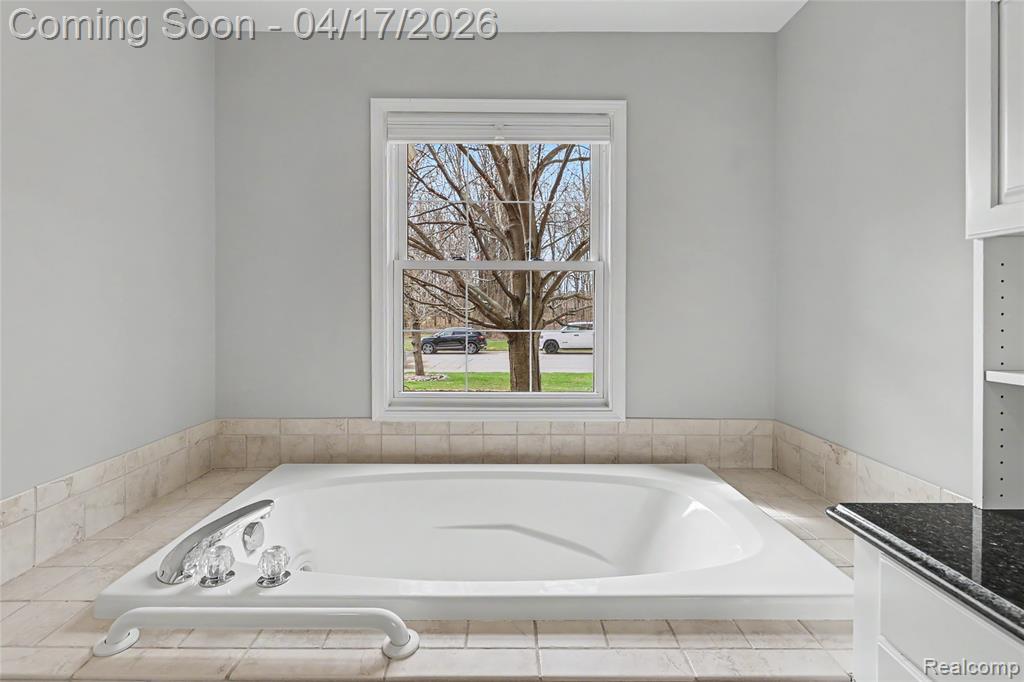 734 Lake Ridge Road, Rochester Hills, MI 48307 — Photo 20