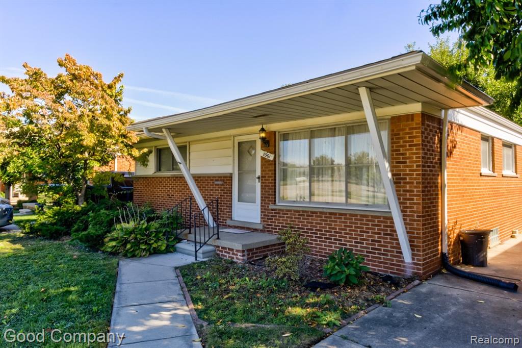 8961 Laurence Avenue, Allen Park, MI 48101 — Photo 47