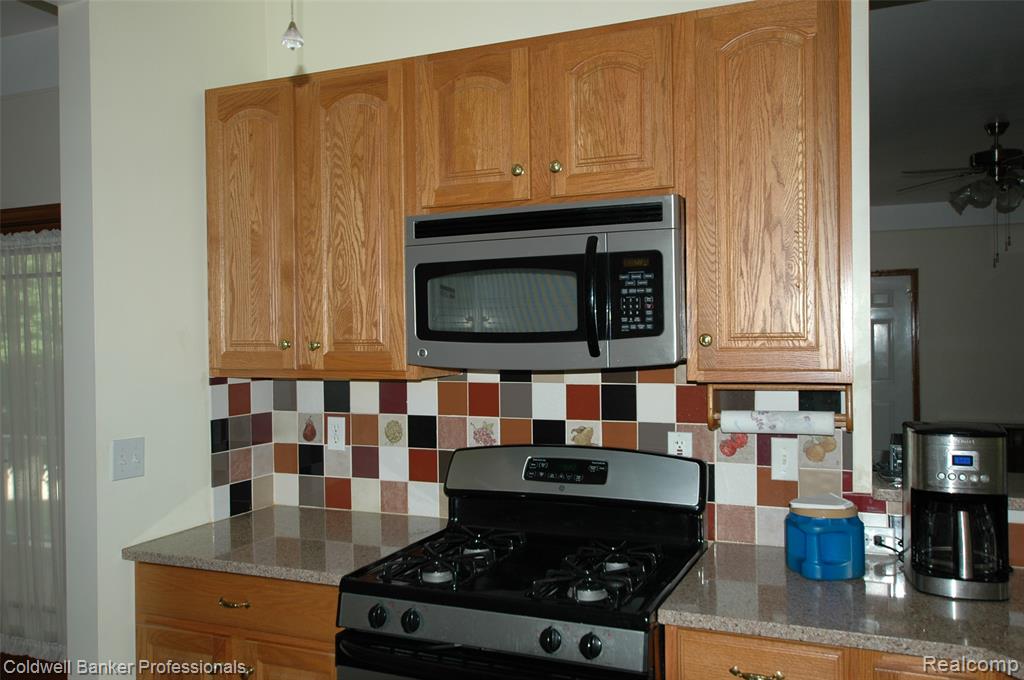 4266 River Drive NE, Gladwin, MI 48610 — Photo 30