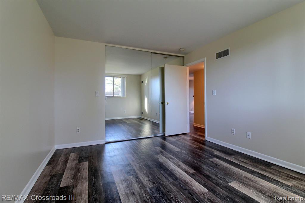 9629 Bayview Drive, 106, Ypsilanti, MI 48197 — Photo 18