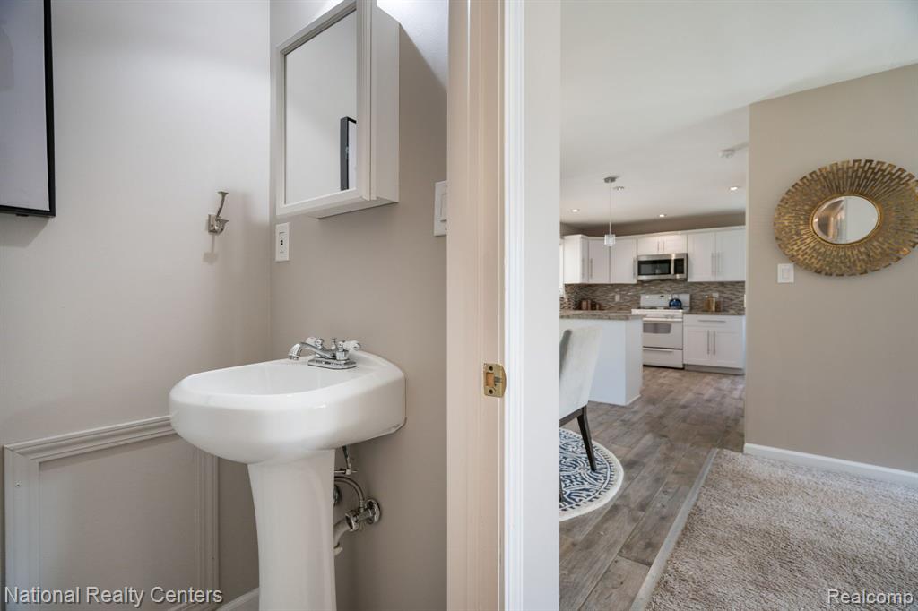 40960 MOORINGSIDE, Novi, MI — Photo 14