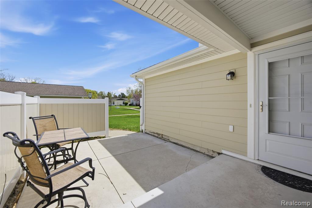39826 Village Wood Circle, Novi, MI — Photo 15