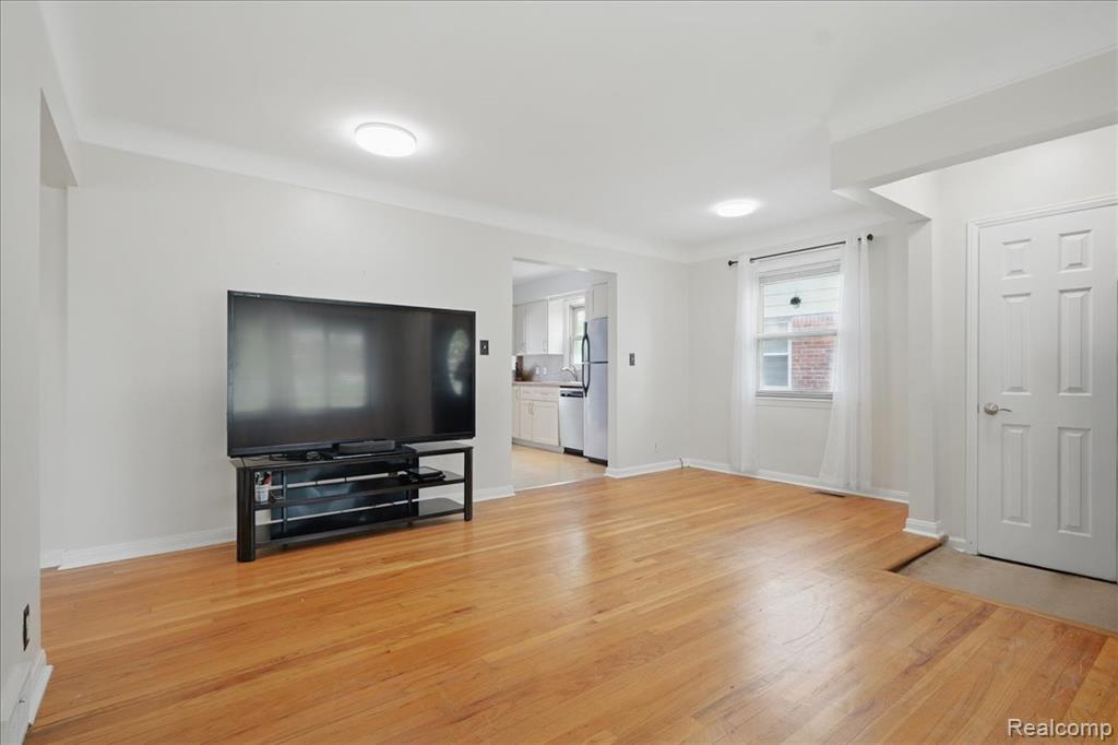 4412 COOPER Avenue, Royal Oak, MI 48073 — Photo 5