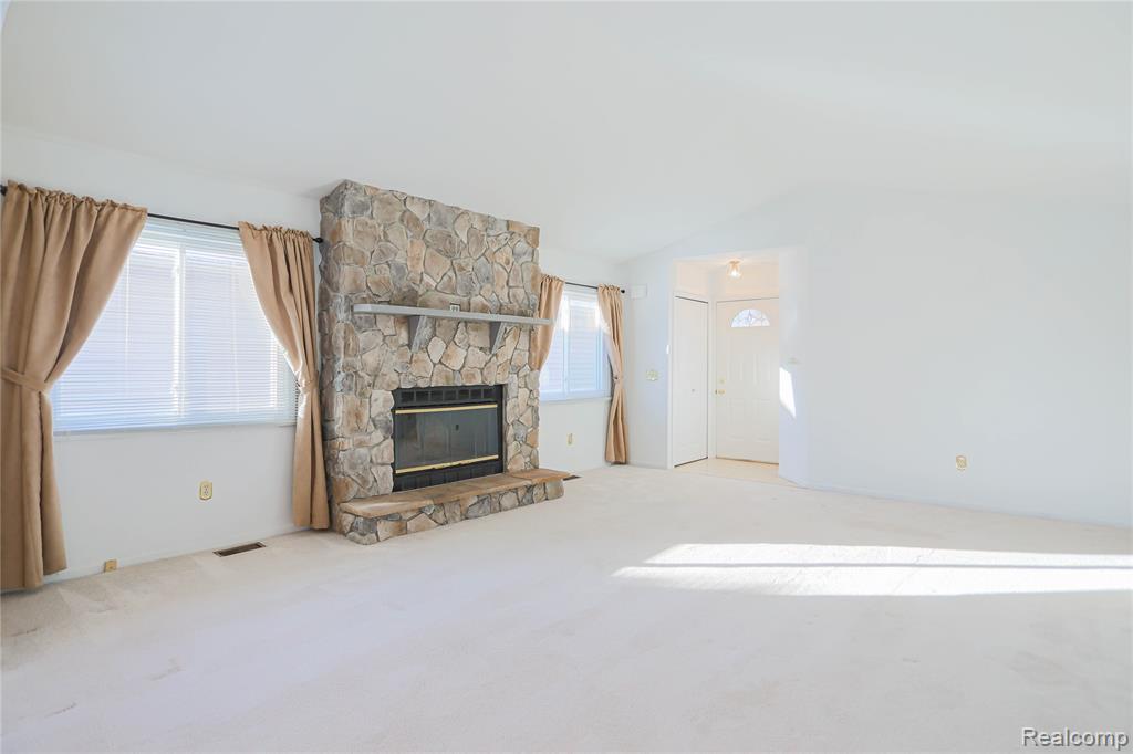327 Mae Court, Romeo, MI 48065 — Photo 3