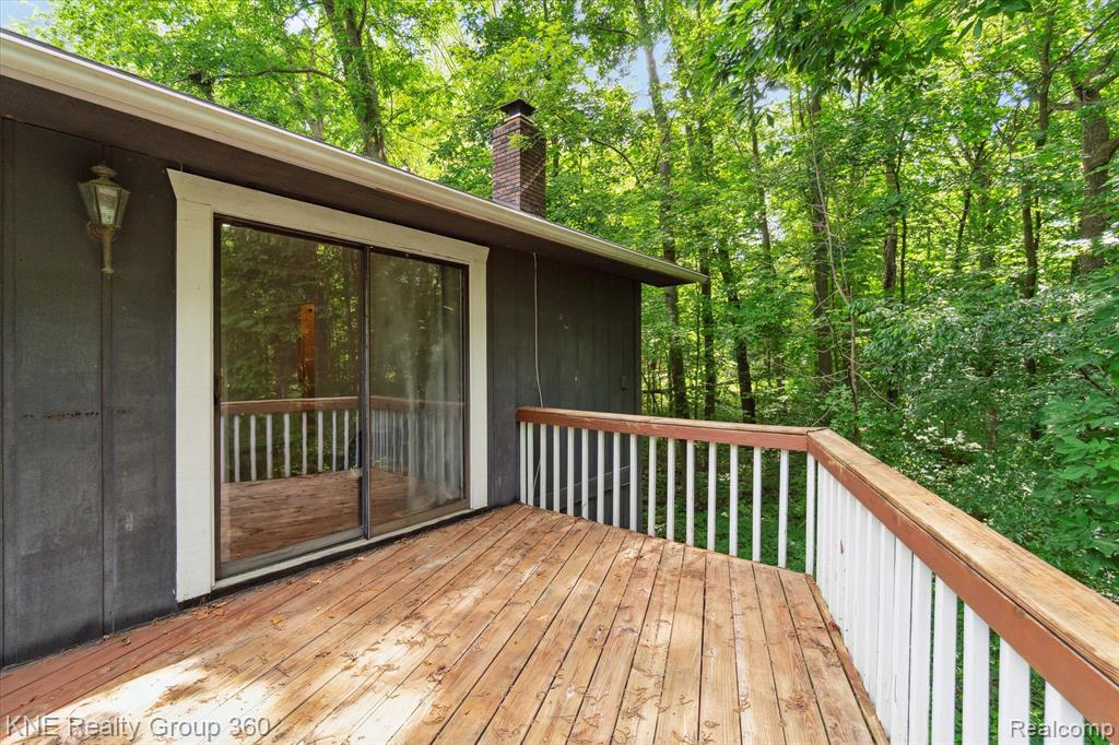 5022 Golf Club Road, Howell, MI 48843 — Photo 40