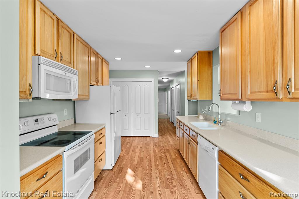1045 Wels Lane, Vassar, MI 48768 — Photo 29