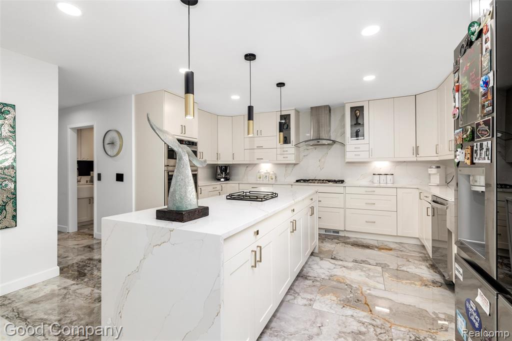 3176 Chambord Drive, West Bloomfield, MI 48323 — Photo 10