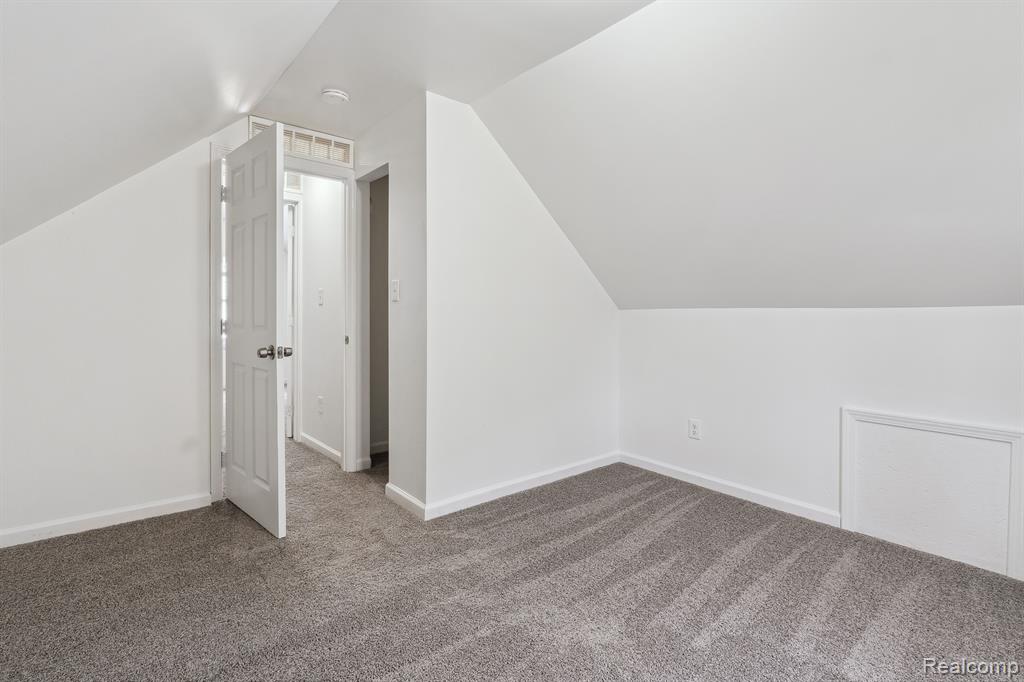 8468 LOZIER Avenue, Warren, MI 48089 — Photo 19