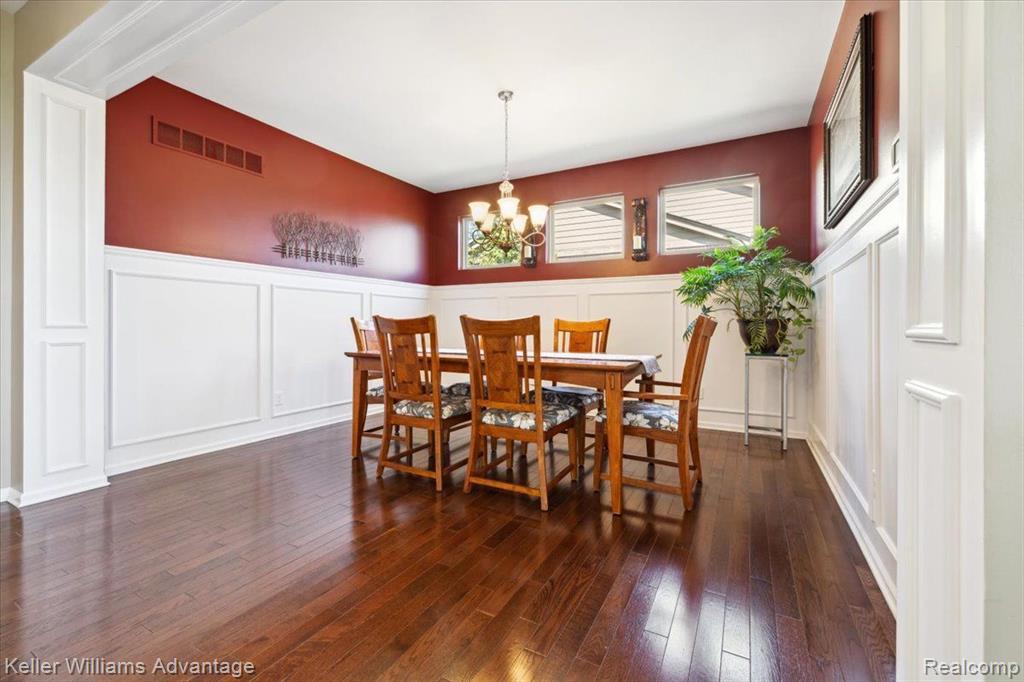51146 UPLAND VIEW Street, Canton, MI 48188 — Photo 8