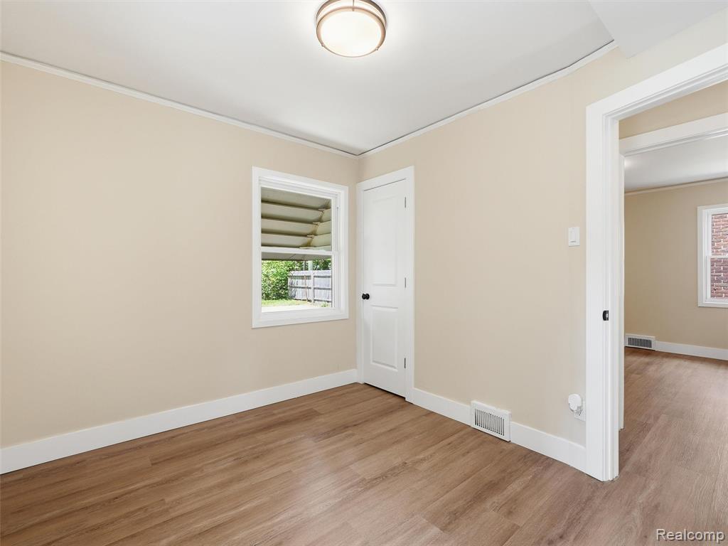 16835 Lesure Street, Detroit, MI 48235 — Photo 18