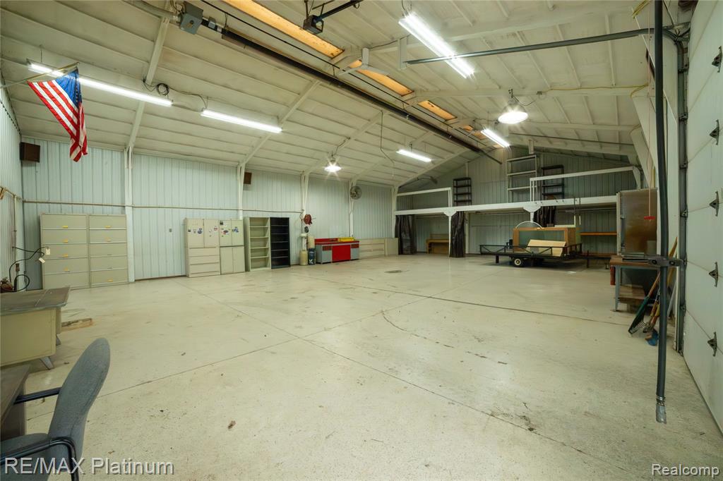 12987 Holtforth Road, Fenton, MI 48430 — Photo 28