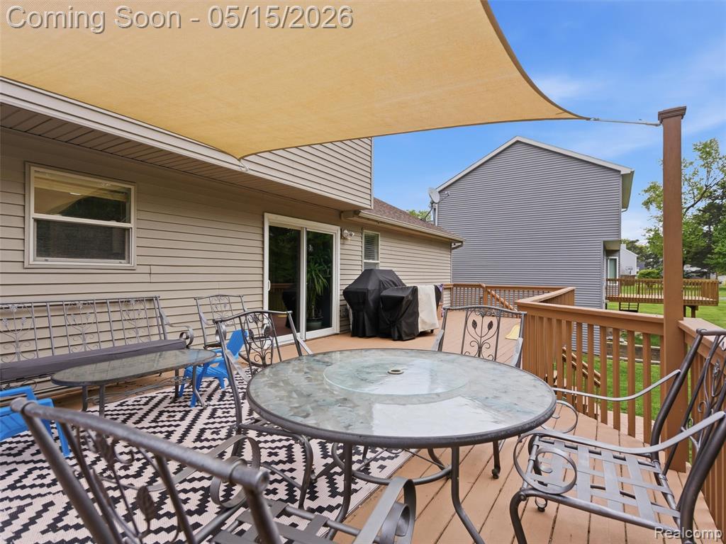 4241 Island Park Drive, Waterford, MI 48329 — Photo 34