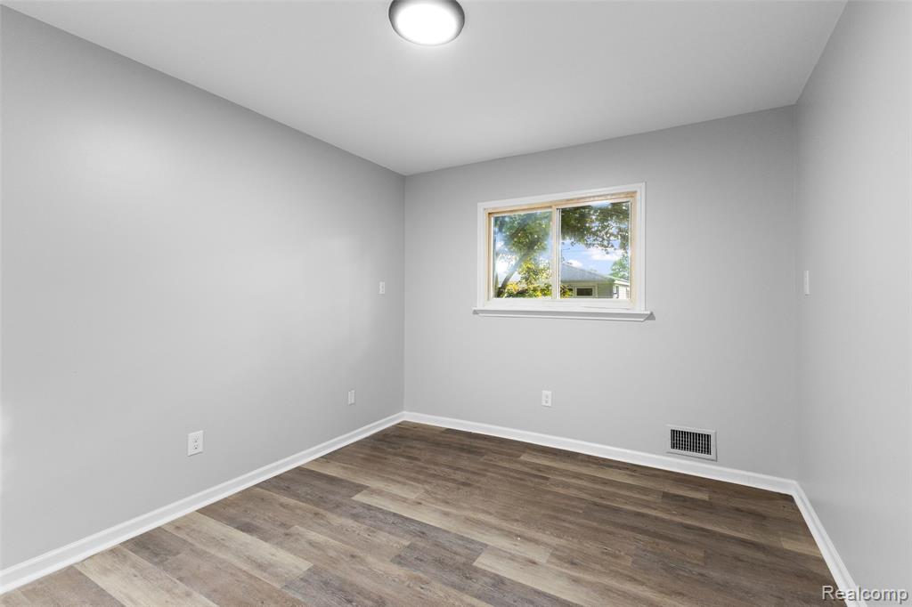 7608 Tulane Street, Taylor, MI 48180 — Photo 13