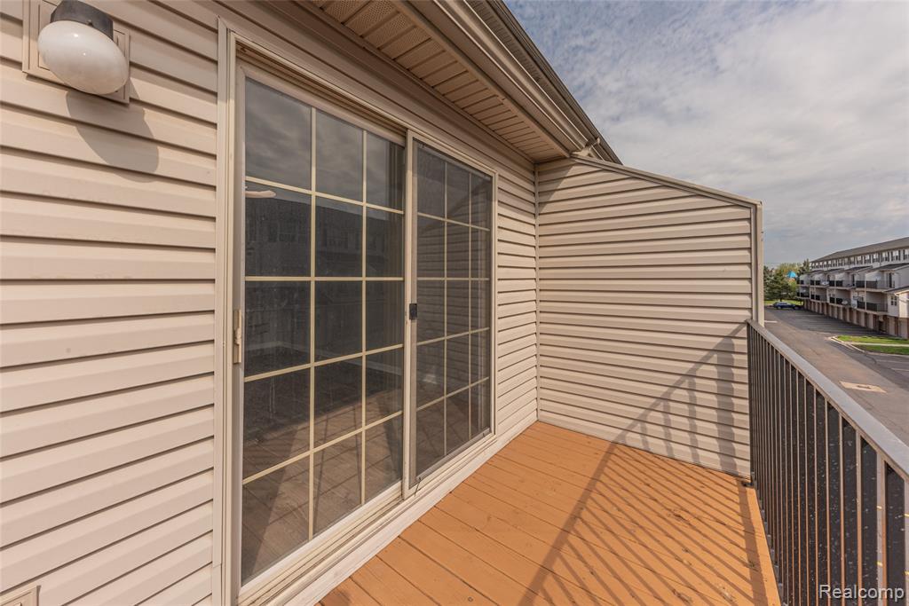 29242 W Glen Oaks, Farmington Hills, MI 48334 — Photo 33