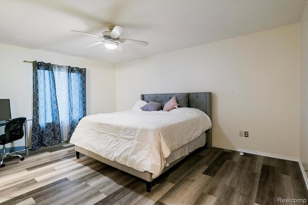 9542 Overlook Court, Grand Blanc, MI 48439 — Photo 14