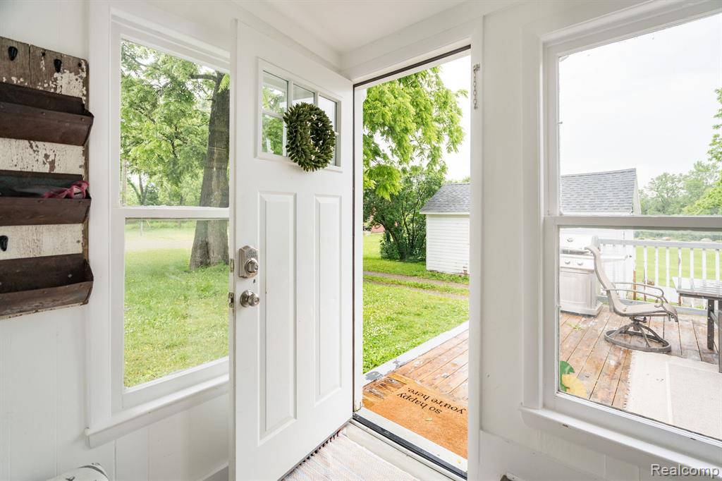 571 N Baldwin Road, Brandon, MI 48371 — Photo 4