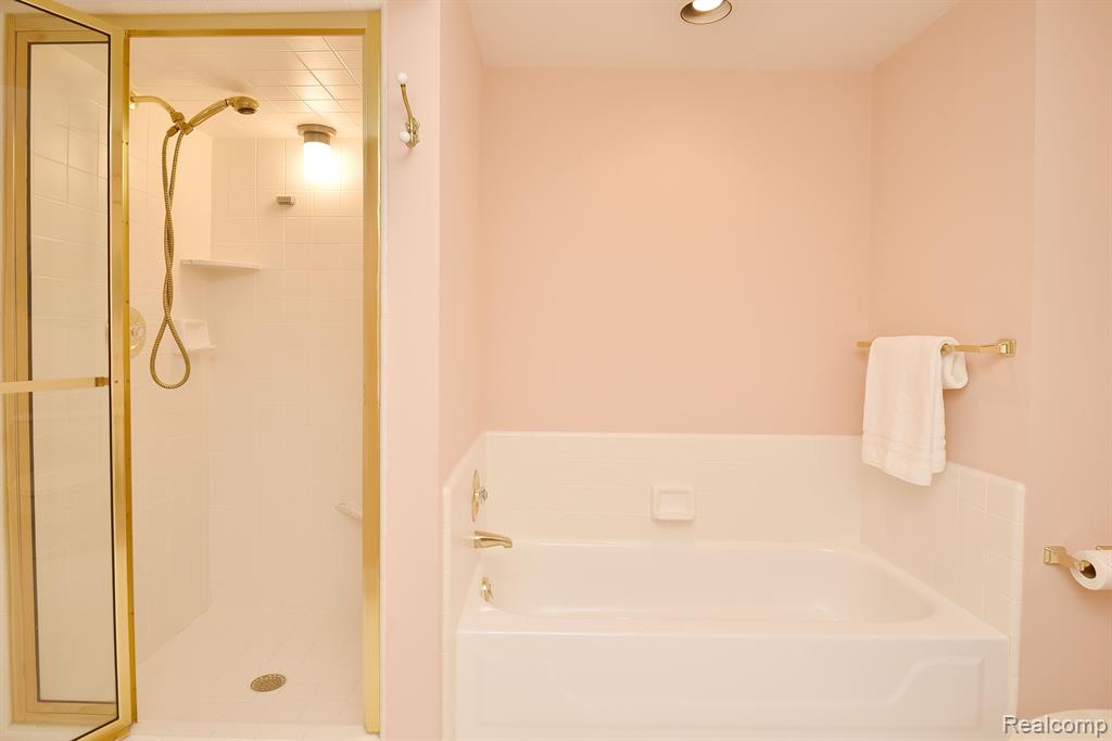 798 EMERSON WAY Court, Bloomfield Hills, MI 48304 — Photo 38