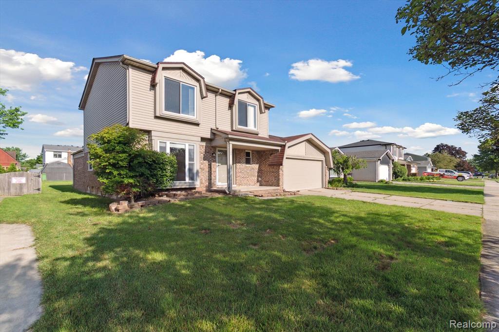 824 Kings Way, Canton, MI 48188 — Photo 2