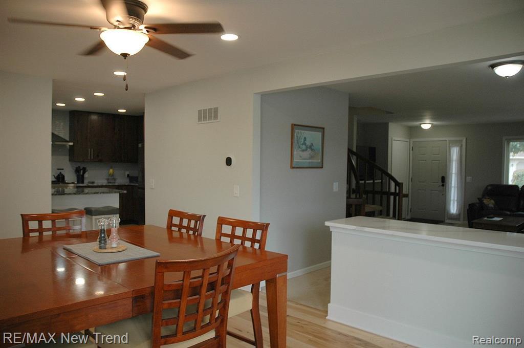 9528 FENHILL Drive, Grand Blanc, MI 48439 — Photo 13