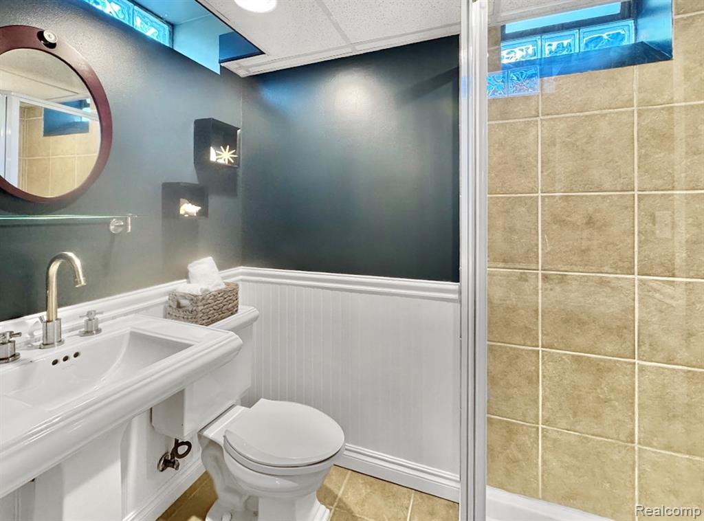 610 S Denwood Street, Dearborn, MI 48124 — Photo 36
