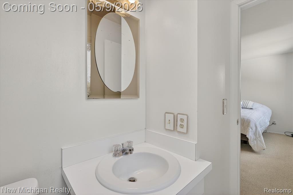 4291 HallMark Court, Flint, MI 48532 — Photo 33
