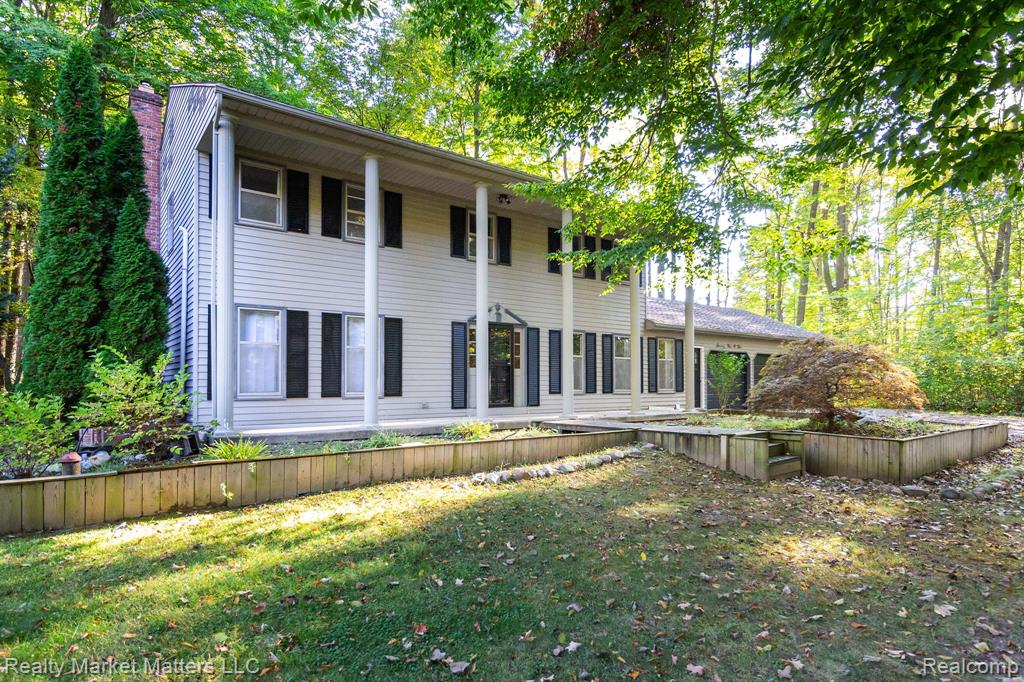 7505 Falling Leaf Court, Flushing, MI 48433 — Photo 30
