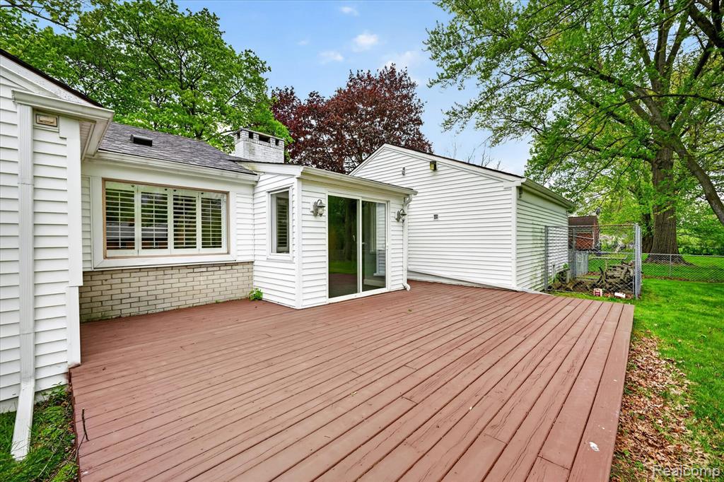 6576 Inkster Road, West Bloomfield, MI — Photo 57