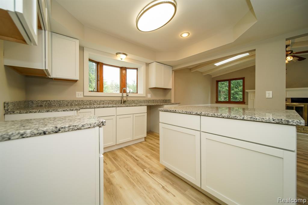 51784 Julies Drive, Clinton Twp, MI 48047 — Photo 22