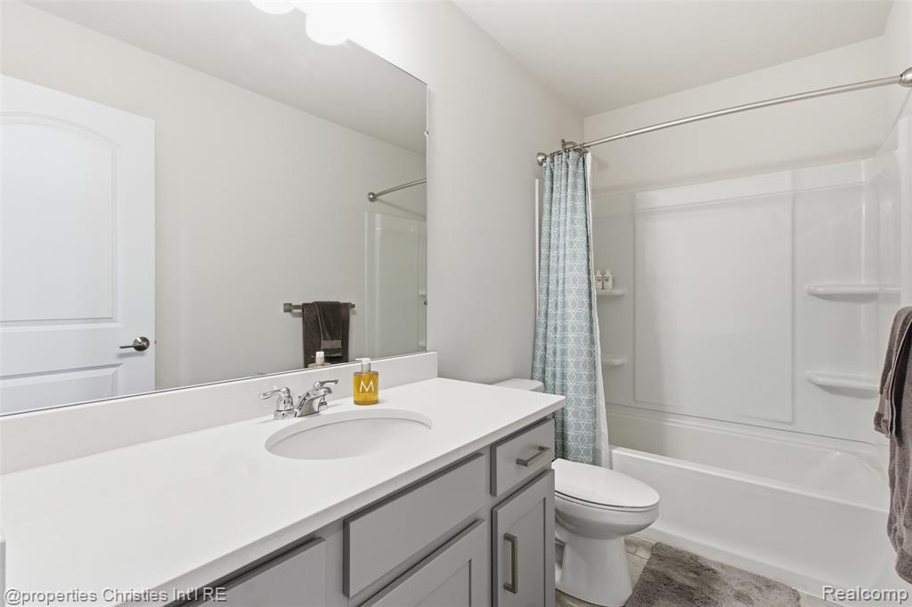 904 Salt Springs Drive, Saline, MI 48176 — Photo 17