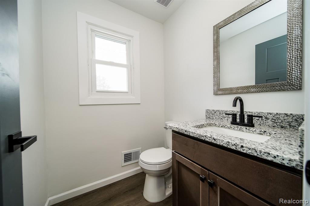 6522 ELLINWOOD Drive, White Lake, MI 48383 — Photo 30