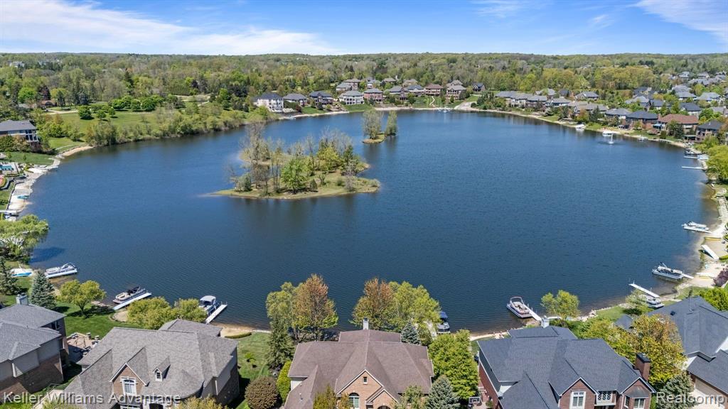 17421 Parkshore Drive, Northville, MI 48168 — Photo 57