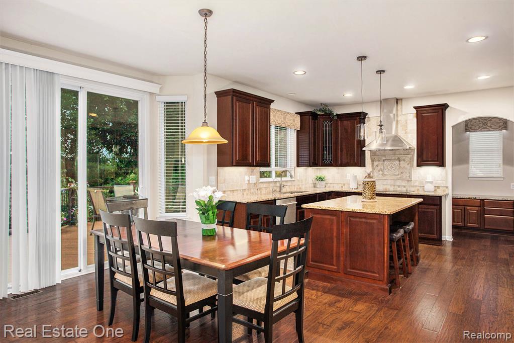 589 Rumson Court, White Lake, MI — Photo 11