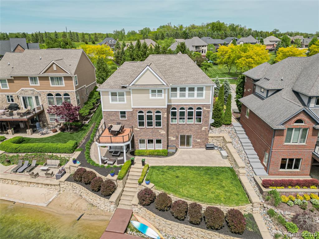 8439 Boulder Shores Drive, South Lyon, MI 48178 — Photo 74