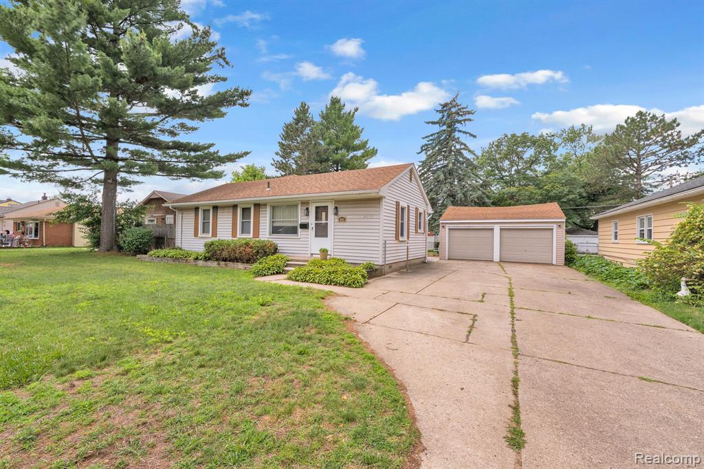 5693 Colonial Street, Dearborn Heights, MI 48127 — Photo 4