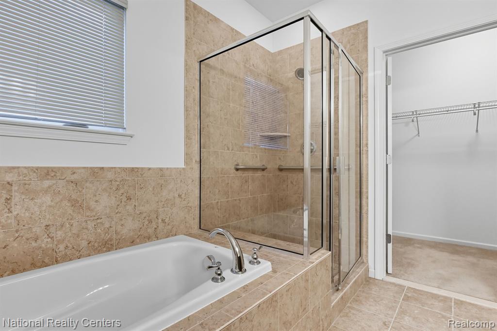 4160 Wrenwood Lane, 29, Canton, MI 48188 — Photo 15